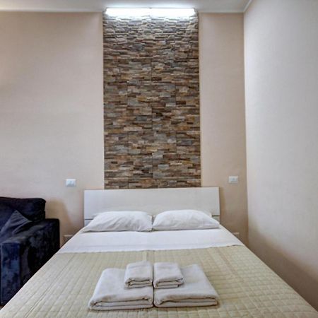 Milanrentals - Lecco 11 Apartment Buitenkant foto